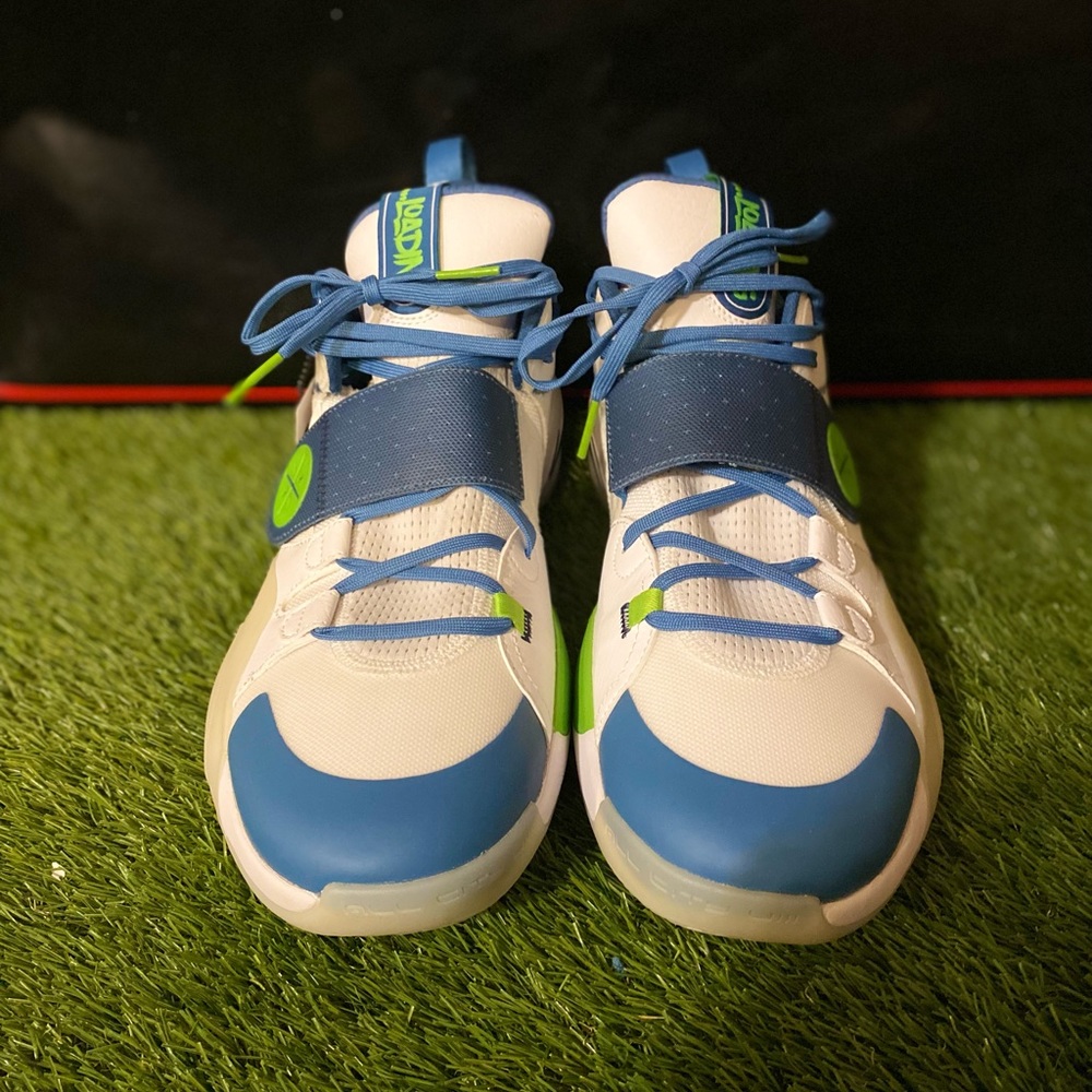 Li-Ning D’Angelo Russell Basketball Shoes